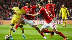 Naby Keita tampil apik untuk Liverpool pada laga ini. Ia menjadi motor serangan The Reds ke pertahanan lawan. Gelandang cerdas itu menutup malam yang indah dengan memberi umpan kepada Luis Diaz untuk gol ketiga yang sangat penting. (AFP/Carlos Costa)
