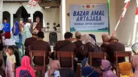 Direktur Utama Artajasa, M. Ma’ruf memberi sambutan pada kegiatan BAZMALA (Bazar Amal Artajasa) yang diinisiasi seksi  Kerohanian Islam (Rohis) PT Artajasa, di Tanjung Pasir, Kabupaten Tangerang. (Liputan6.com/HO)