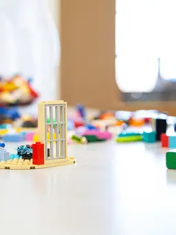 ilustrasi lego (Pexels/Scott McNiel)