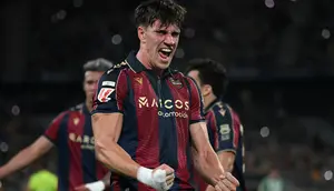 Carlos Espi Digaet Real Madrid, Gantikan Gonzalo Garcia