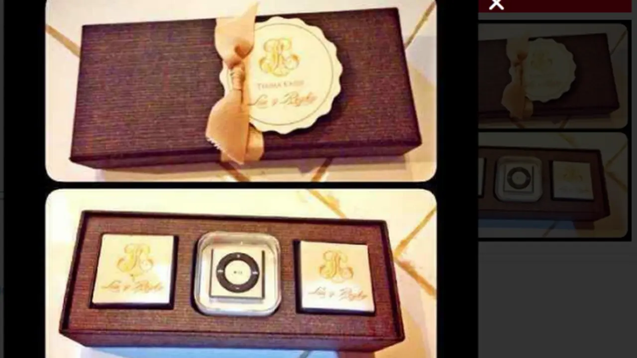 Sekretaris MA Bagi-bagi 2500 iPod di Pernikahan Anaknya