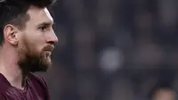 Ekspresi wajah penyerang Barcelona, Lionel Messi saat laga kontra Juventus, pada pertandingan lanjutan Liga Champions 2017-2018, di Allianz Stadium (22/11/2017). Messi sepakat memerpanjang kontrak bersama Barcelona sampai akhir musim 2020-2021.  (AFP/Fede