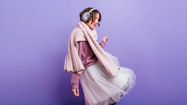 Inspirasi Airport Style yang Bikin Gaya Liburan Sekeren Selebriti Korea