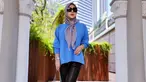 Tampil dengan hijab segiempat polos, Syahrini pun memilih menggunakan sebuah bros dalam penampilannya. Ia pun memilih menggunakan hijab dengan model yang cukup sederhana namun tetap menawan. (Liputan6.com/IG/@princessyahrini)