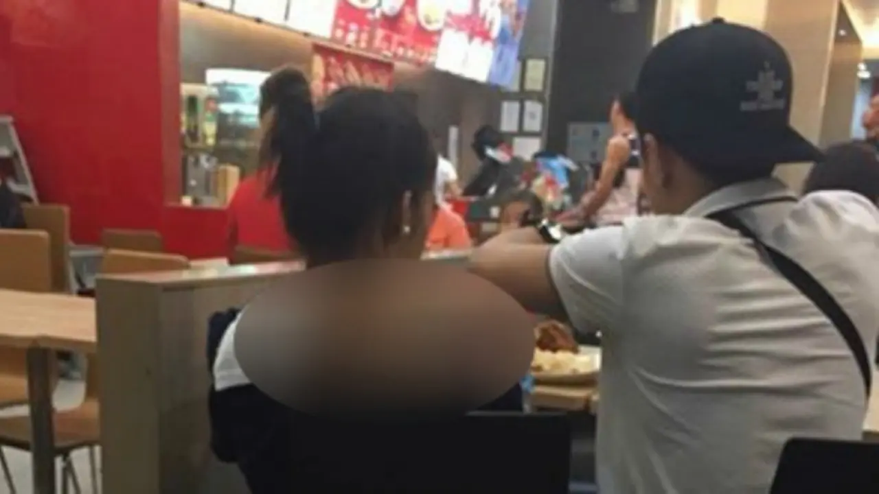 [Bintang] Makan Bareng Istri, Pria Ini Bikin Netizen Luluh dengan Sikapnya