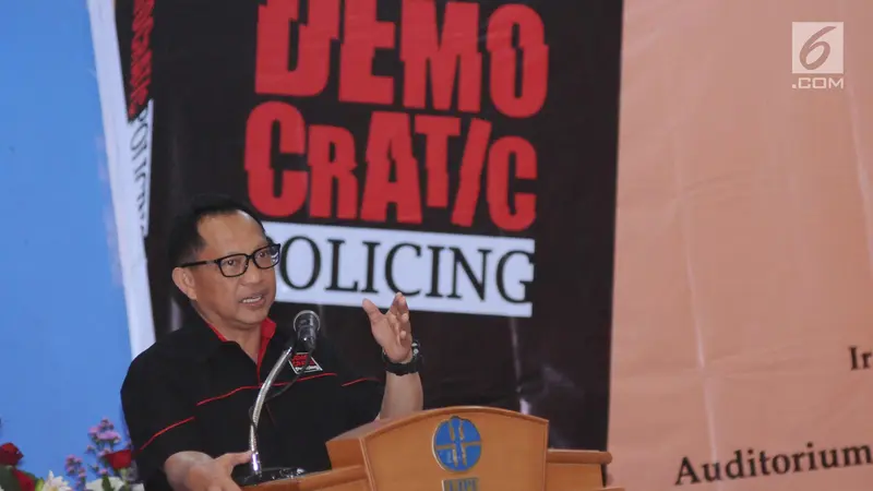 Kapolri Luncurkan Buku Democratic Policing