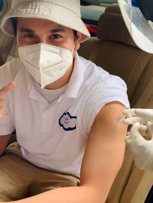 "Parekraf mau membangkitkan lagi industri kreatif Indonesia yang sempat buruk karena pandemi dan hari ini kick off-nya," ungkap Vino G. Bastian. (Instagram/vinogbastian__)