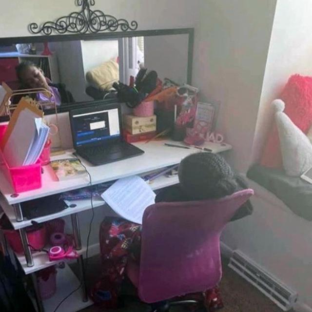 suka duka sekolah online