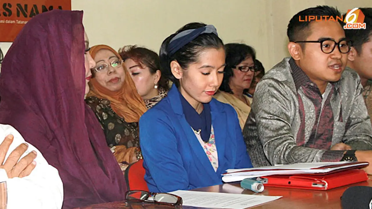 ardina-rasti-sedih-130410b.jpg