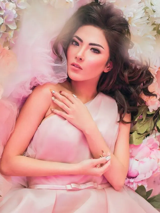 Terseret Masalah Rumah Tangga Vicky Prasetyo, Ini 6 Potret Ayu Aulia