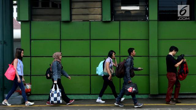 Ada Pesta Rakyat di Monas, KAI Rekayasa Keberangkatan ...
