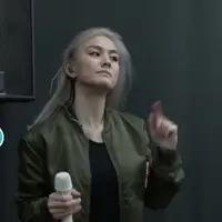 Suasana latihan Agnez Mo di panggung HUT SCTV 26. 