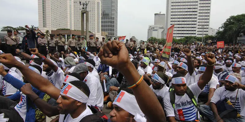 Warga Papua Demo di Bundaran HI