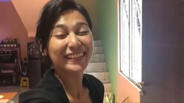 Gaya Hidup Sederhana, Ini 7 Potret Kos-Kosan Indah Permatasari dan Arie Kriting