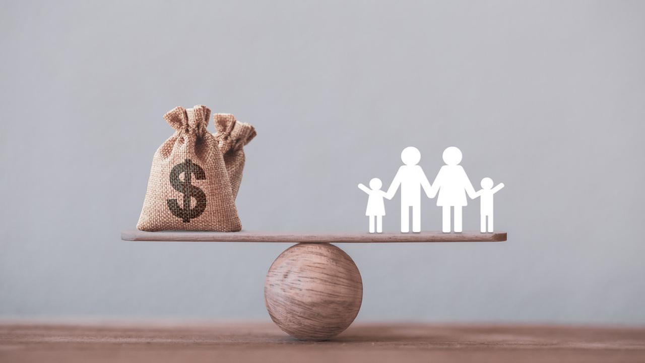 Ilustrasi seimbang secara finansial/Shutterstock