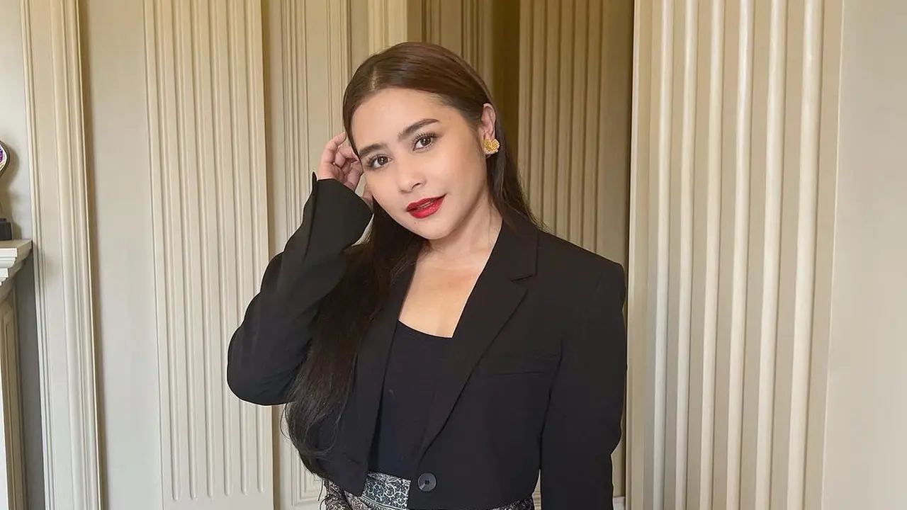 Prilly Latuconsina
