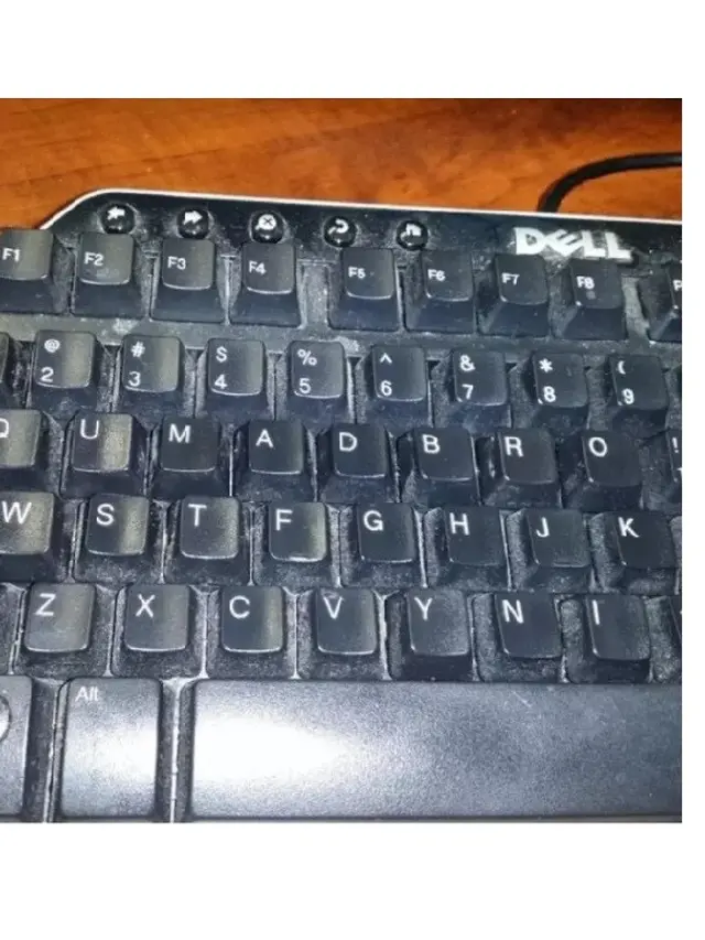 6 Kelakuan Jahil Teman Kantor Ini Bikin Geleng Kepala