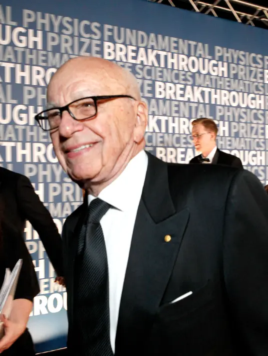 Murdoch, Ketua eksekutif News Corporation, yang mana merupakan pemilik The Times dan telah berusia 84 tahun ini mengumumkan berita pertunangannya pada halaman Kelahiran, Pernikahan dan Kematian dari koran tersebut. (AFP/Bintang.com)