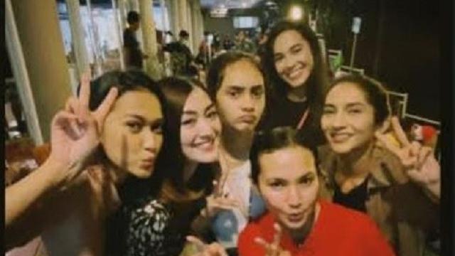 Badai Pasti Berlalu (Foto: Instagram/@sheilariven)