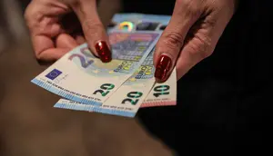 Euro Digital Meluncur 2029, Uji Coba Mulai 2027