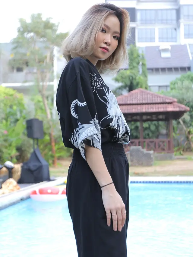 [Bintang] Monica Karina