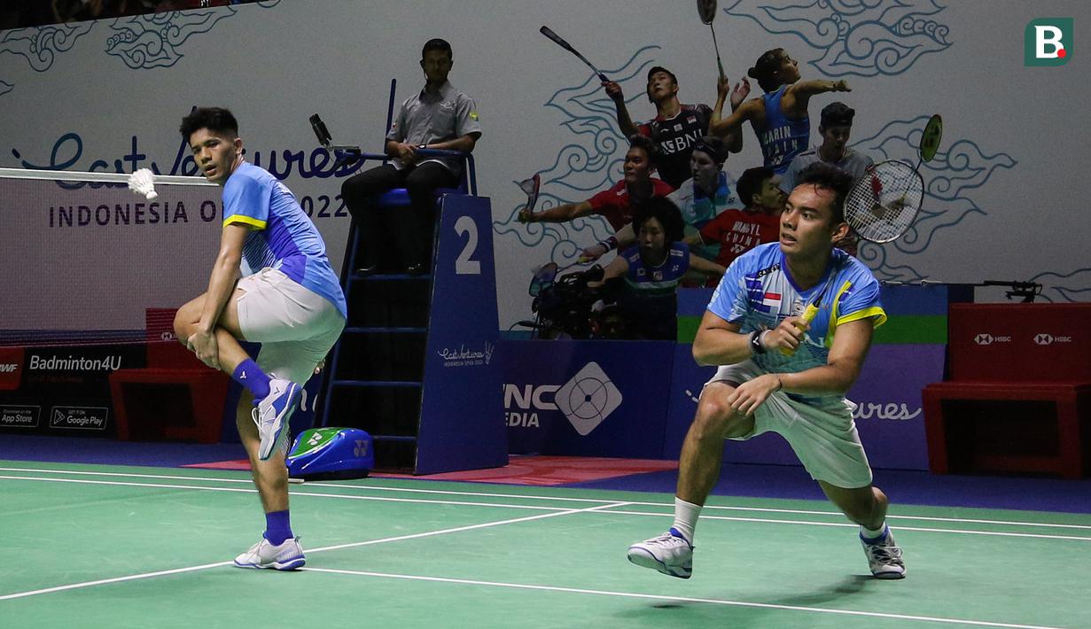 Pramudya Kusumawardana/Yeremia Erich Yoche Yacob Rambitan. Kasus cedera yang menimpa Yeremia Rambitan saat menghadapi ganda putra Malaysia unggulan ke-5, Aaron Chia/Soh Wooi Yik mungkin terasa yang paling menyakitkan. (Bola.com/Bagaskara Lazuardi)