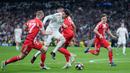 Bayern tampil efektif dan menciptakan banyak peluang sepanjang pertandingan. Sementara itu, skuad Los Blancos baru mampu memberi perlawanan serius di babak kedua. (AP Photo/Bernat Armangue)
