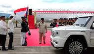 Presiden Prabowo Subianto Dijemput Menggunakan Mobil Maung di Bandara MCIAA General Aviation Terminal, Cebu, Filipina (Tim Media Presiden)