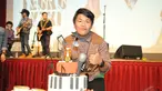 Personel CJR, Kiki, merayakan ulang tahunnya yang ke-17 di Jakarta, Minggu (4/1/2015). (Liputan6.com/Panji Diksana)