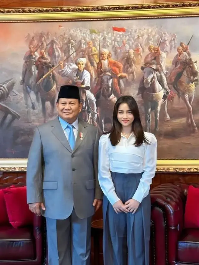 Fuji An saat Jamuan Makan Bersama Prabowo. [@opah_faisal]
