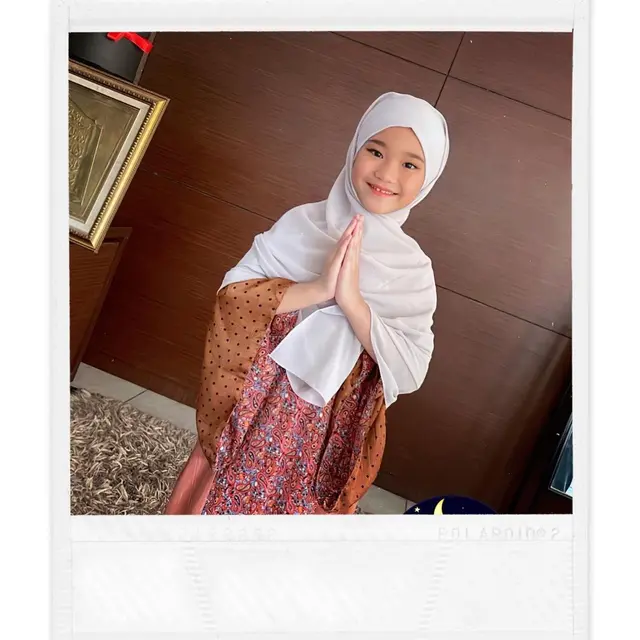 Anak artis yang puasa sampai maghrib di usia yang masih kecil