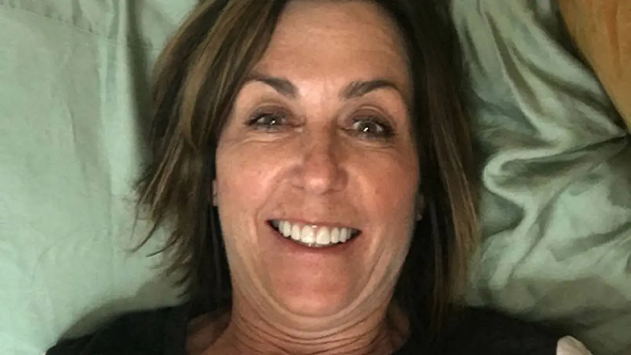 Ibu sedang Selfie