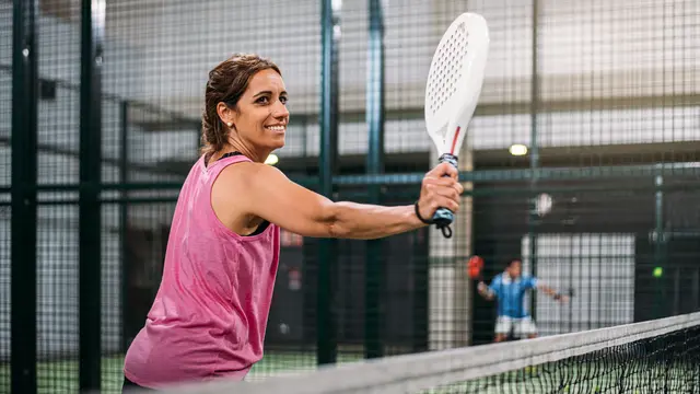  Kunci Awal Permainan Padel [Dok/freepik.com]