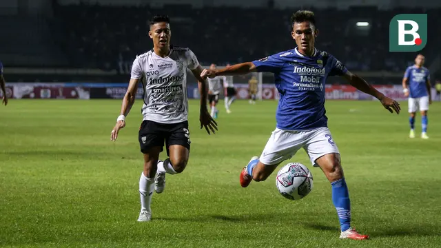 Foto: Tak Ada Pemenang di Laga Panas Persib Bandung Kontra Bali United di Grup C Piala Presiden 2022