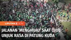 Massa pengemudi ojek dan kurir online menggelar unjuk rasa di Jakarta, dampaknya sejumlah pekerja mesti mencari moda transportasi lain untuk berangkat dan pulang kerja.