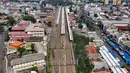 Foto dari udara memperlihatkan suasana di Stasiun Tangerang, Kota Tangerang, Banten, Senin (16/9/2024). (merdeka.com/Arie Basuki)