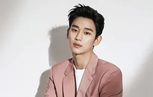 Kim Soo Hyun Comeback ke Acara Publik Domestik Usai Kontroversi