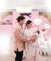 Pendiri Ruangguru Belva Devara dan sang istri Sabrina Anggraini baru saja menyambut anak pertama mereka. Menyelenggarakan acara Tasyakuran Aqiqah, keduanya tampil kompak dan manis bersama dalam nuansa serba pink. [Foto: Instagram/sabrinaanggraini]