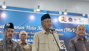 Menteri Pekerjaan Umum Dody Hanggodo dan Kepala Badan Gizi Nasional (BGN) Dadan Hindayana dalam penandatanganan MoU Makan Bergizi Gratis (MBG), di Kantor Kementerian PU, Jakarta, Sabtu (22/3/2025). (Arief/Liputan6.com)