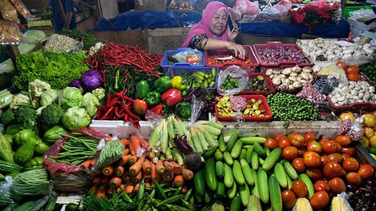 Bahan pokok di pasar tadisional (Arfandi/Liputan6.com)