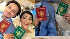 Belum lama ini Tsania Marwa mengunggah foto dengan Dylan Carr sambil memamerkan buku nikah. Postingan tersebut membuat netizen ikut penasaran. Yuk, intip potretnya.&nbsp; (FOTO: instagram.com/tsaniamarwa54/)