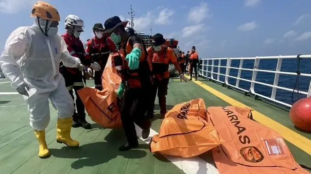 Penyelam Tembus KM Virgo, Banyak Korban Terjebak di Kamar