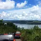 Danau Sentani di Kabupaten Jayapura, Papua, yang mempunyai banyak potensi wisata. (Liputan6.com/Katharina Janur)