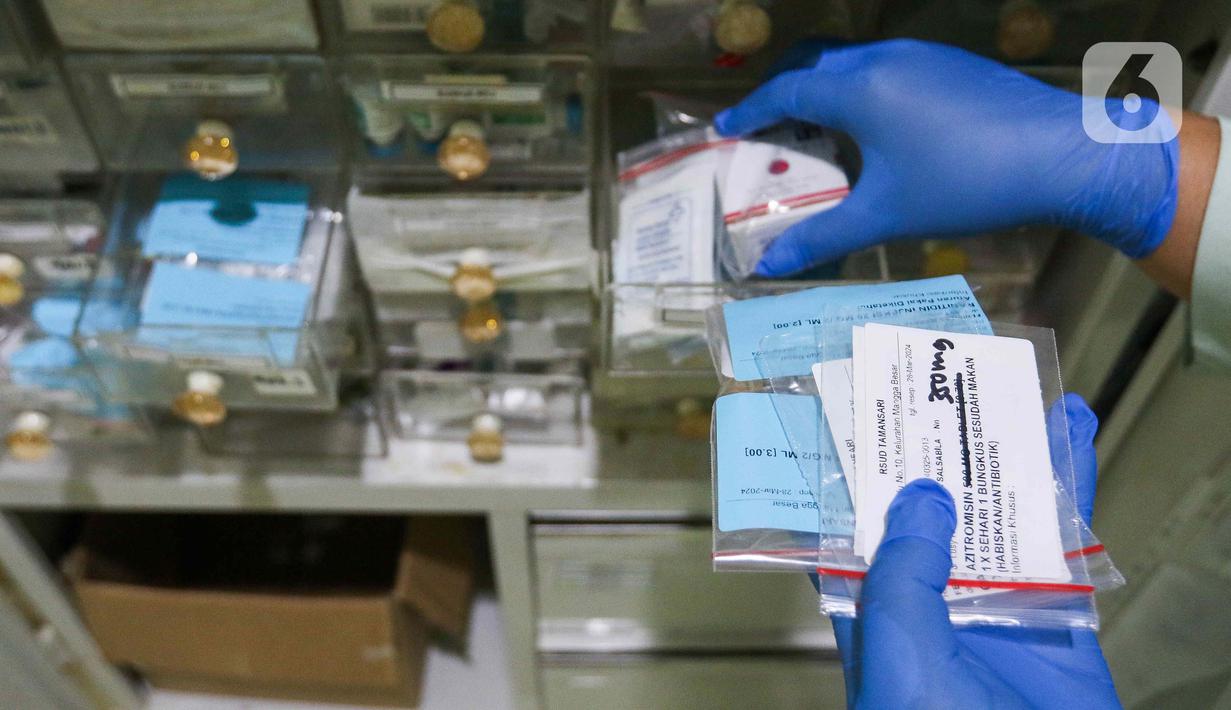 Selain itu, penerapan gerakan 3M plus di tujuh tatanan wilayah juga dilakukan untuk menanggulangi penambahan kasus demam berdarah dengue (DBD). (Liputan6.com/Herman Zakharia)