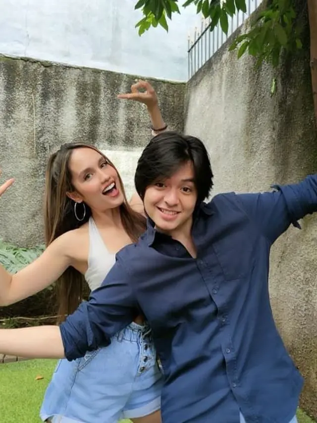 Cinta Laura dan Angga Yunanda
