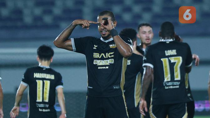 Hasil Malut United vs Dewa United: Alex Martins Brace, Banten Warriors Curi 3 Angka