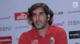 Pelatih Persija, Stefano Cugurra memberi keterangan jelang laga pembuka Liga 1 Indonesia 2018 melawan Persija di stadion GBK Jakarta, Kamis (22/3). Bhayangkara FC akan menjamu Persija, Jumat (23/3). (Liputan6.com/Helmi Fithriansyah)