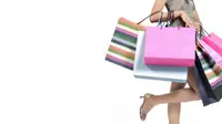 Daripada ribet pergi shopping, mending belanja lewat online shop biar lebih praktis.