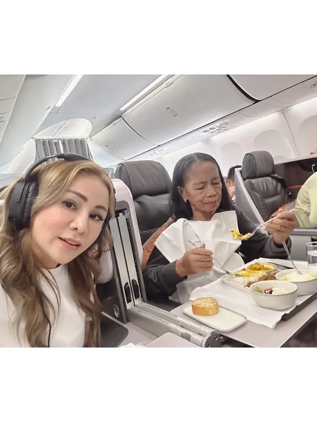 Sempat Dirawat di Singapura, Ini 7 Momen Momo Geisha Ajak Pulang Ibunda ke Malang