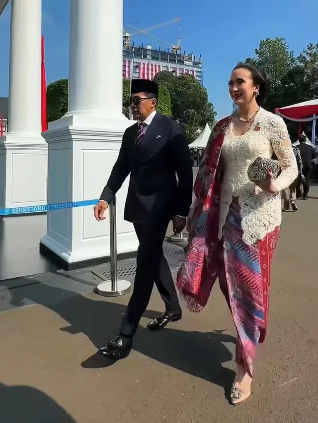 Widi Wardhana x Vera Kebaya